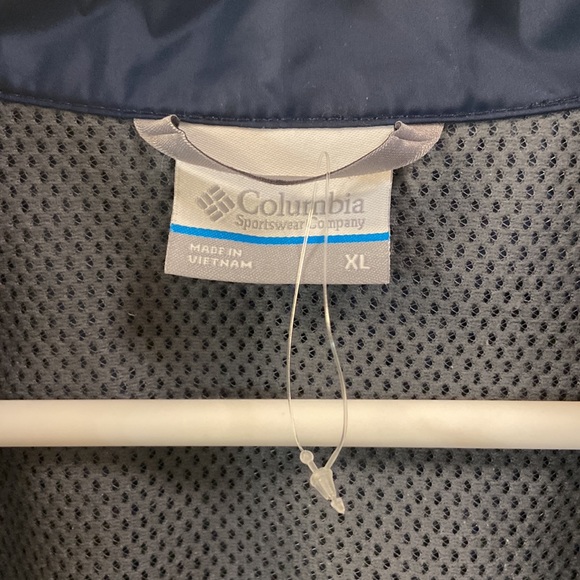 Columbia Mens Lightweight Raincoat - Picture 3 of 3